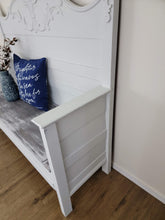 Load image into Gallery viewer, Eastlake Headboard Bench
